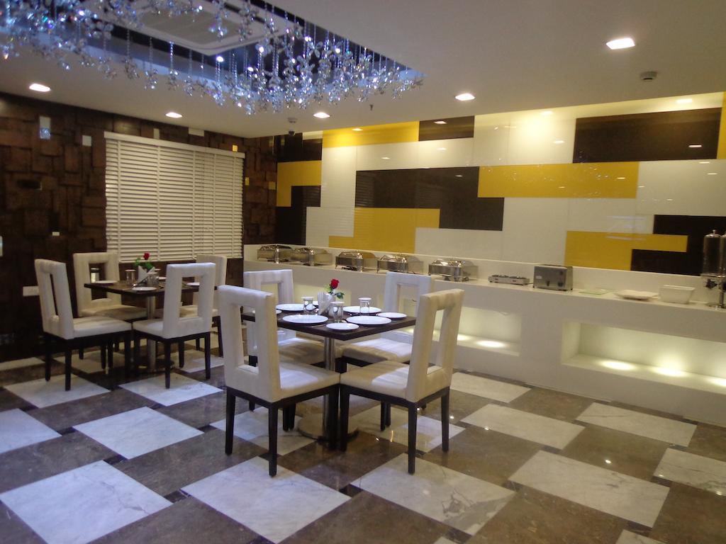 Hotel Taj Princess - Boutique Hotel Delhi  Exterior photo
