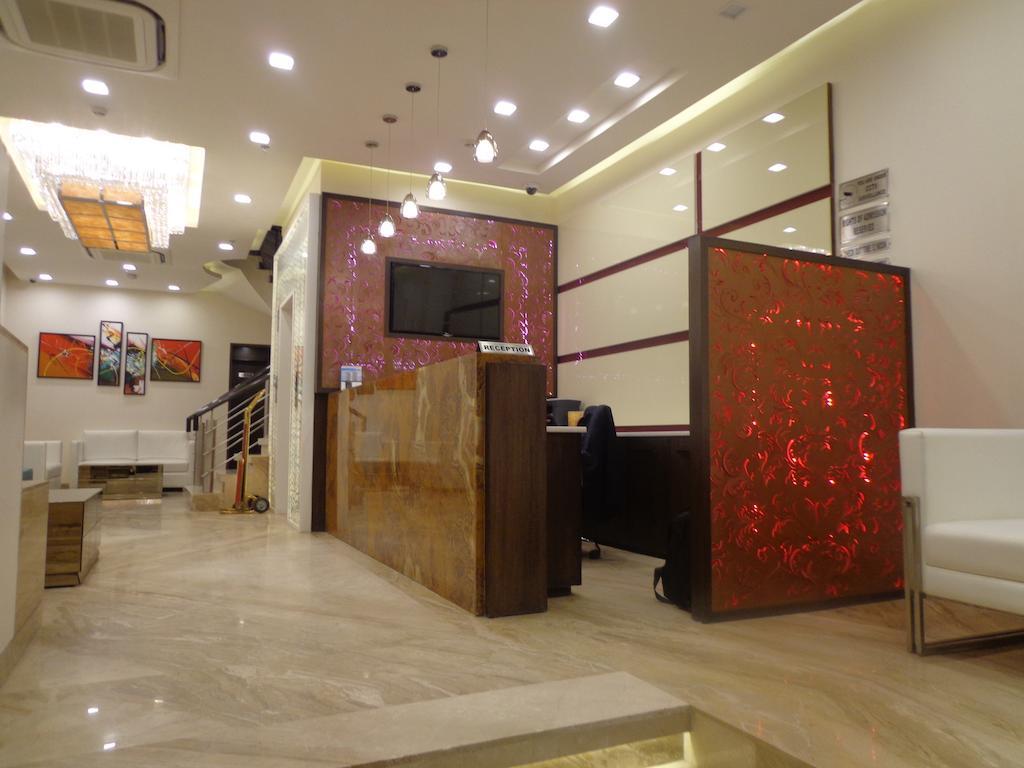 Hotel Taj Princess - Boutique Hotel Delhi  Exterior photo