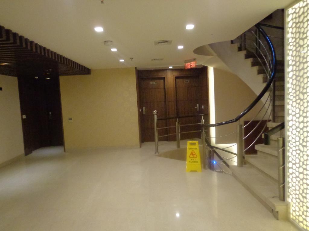 Hotel Taj Princess - Boutique Hotel Delhi  Exterior photo
