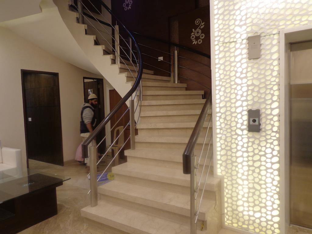 Hotel Taj Princess - Boutique Hotel Delhi  Exterior photo