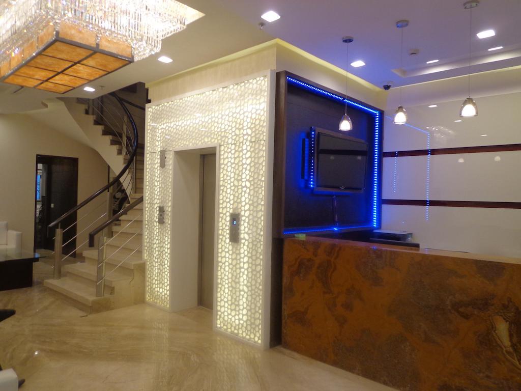 Hotel Taj Princess - Boutique Hotel Delhi  Exterior photo