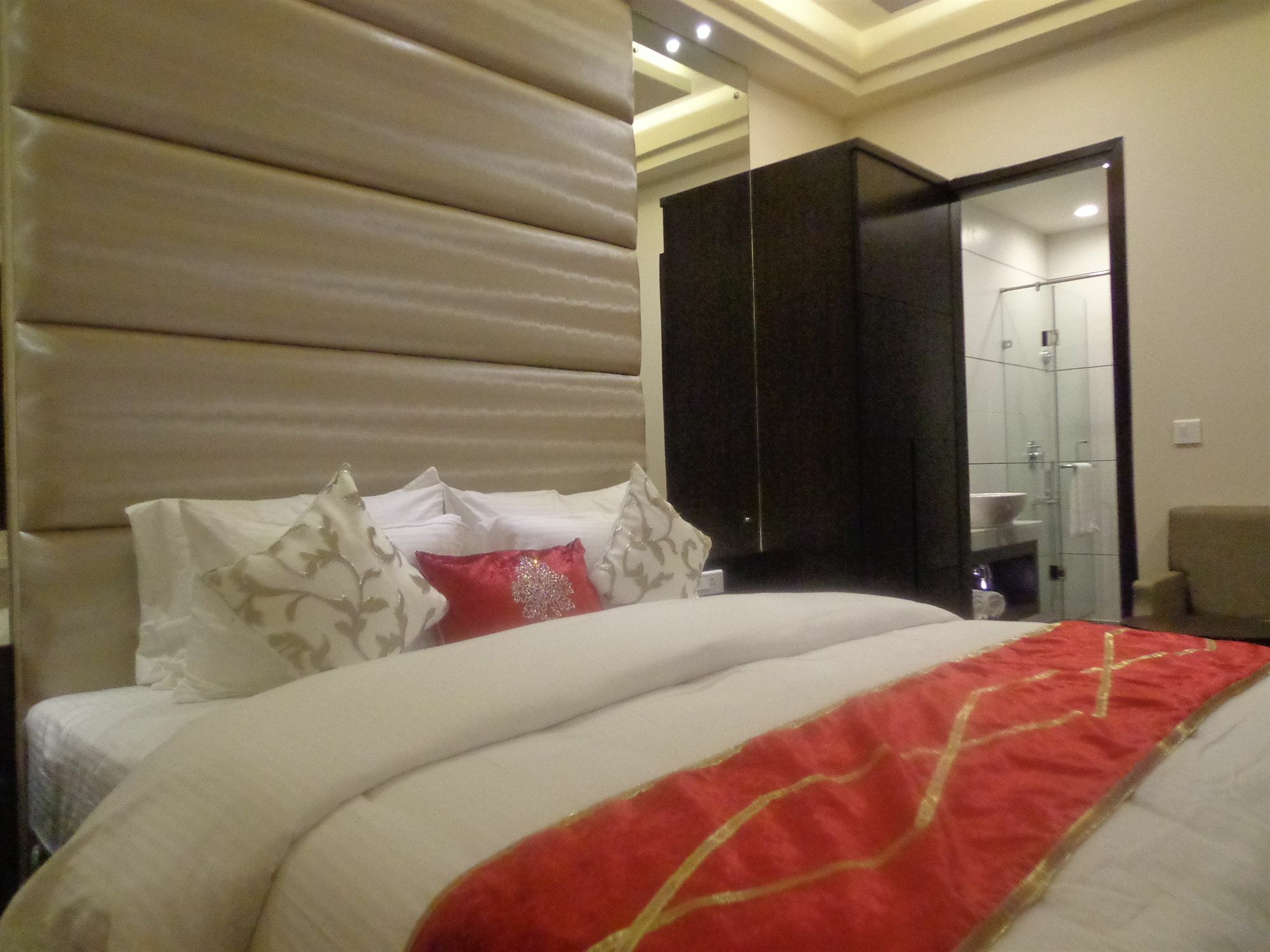 Hotel Taj Princess - Boutique Hotel Delhi  Exterior photo