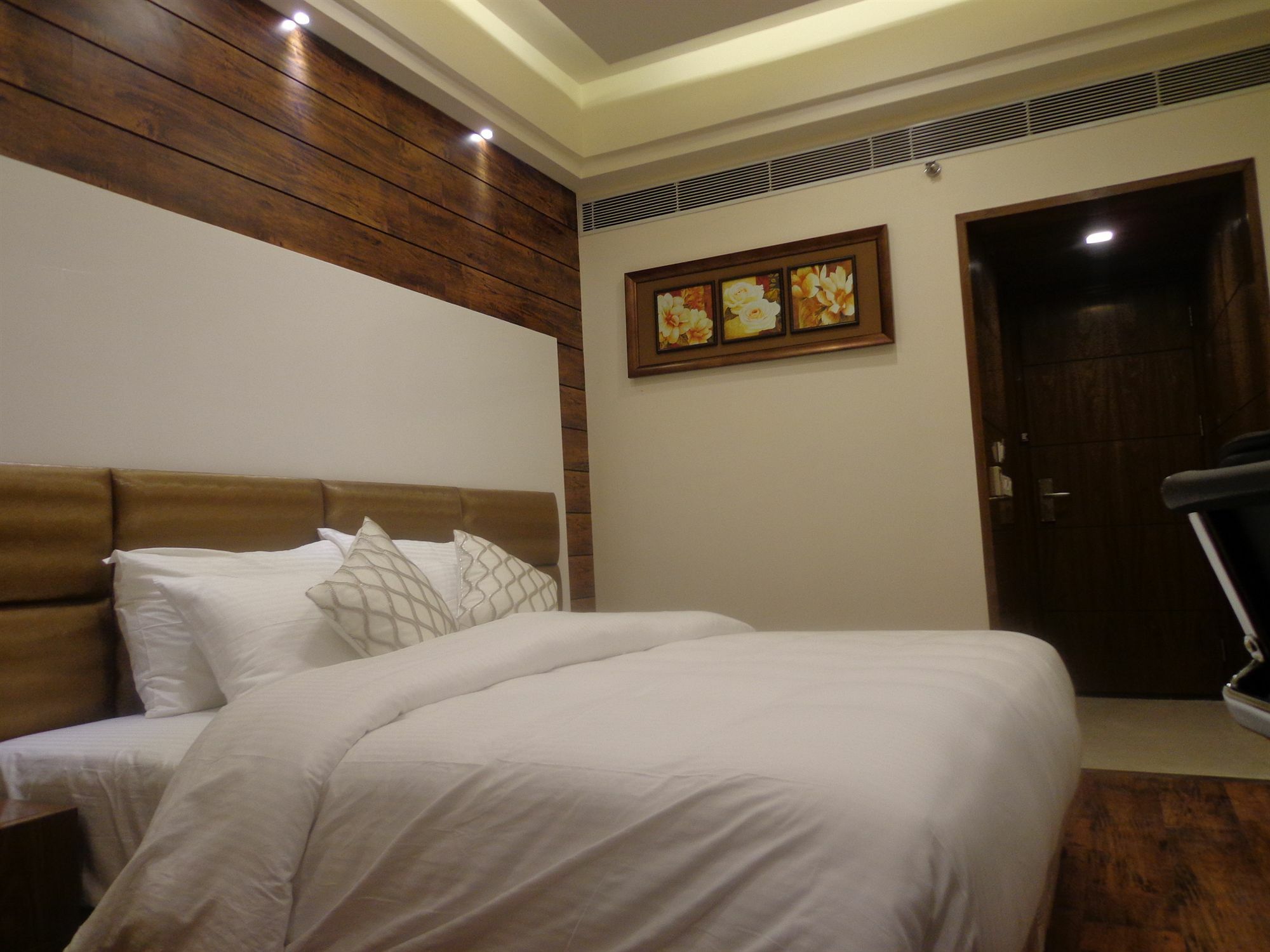 Hotel Taj Princess - Boutique Hotel Delhi  Exterior photo